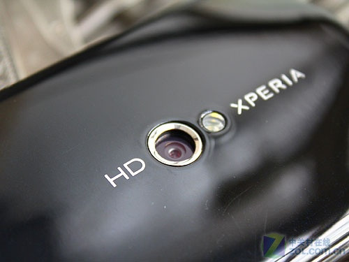 Android2.3"救世主" SE Xperia neo评测 