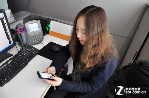 iPhone并非唯一 ZOL美女自用手机大曝光 