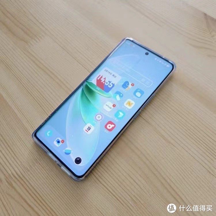 刘强东出手：5000万前置+90万跑分+曲面屏，12GB+256GB跌至2999元