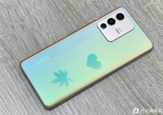 vivo S12 Pro评测：以貌取“机”，怎能如此合理